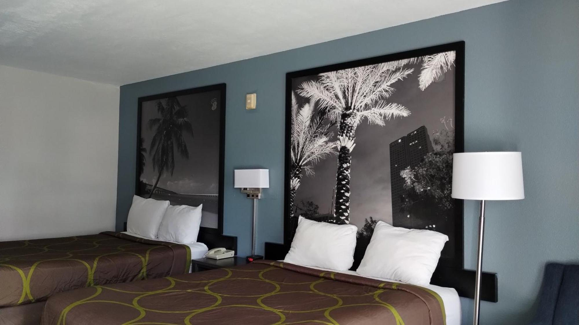 Super 8 Motel By Wyndham Near Fort Lauderdale Arpt Dania Beach Bagian luar foto