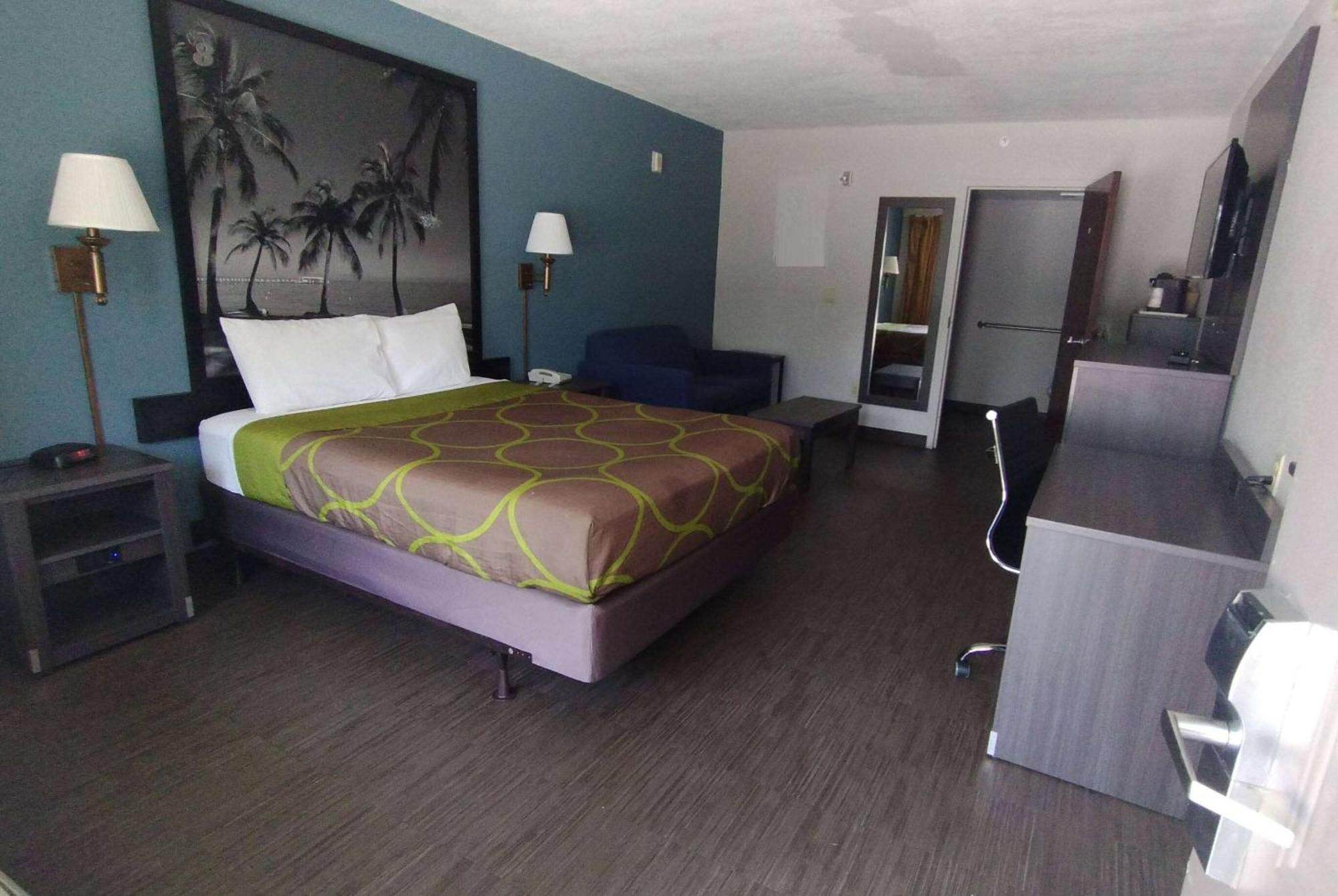 Super 8 Motel By Wyndham Near Fort Lauderdale Arpt Dania Beach Bagian luar foto