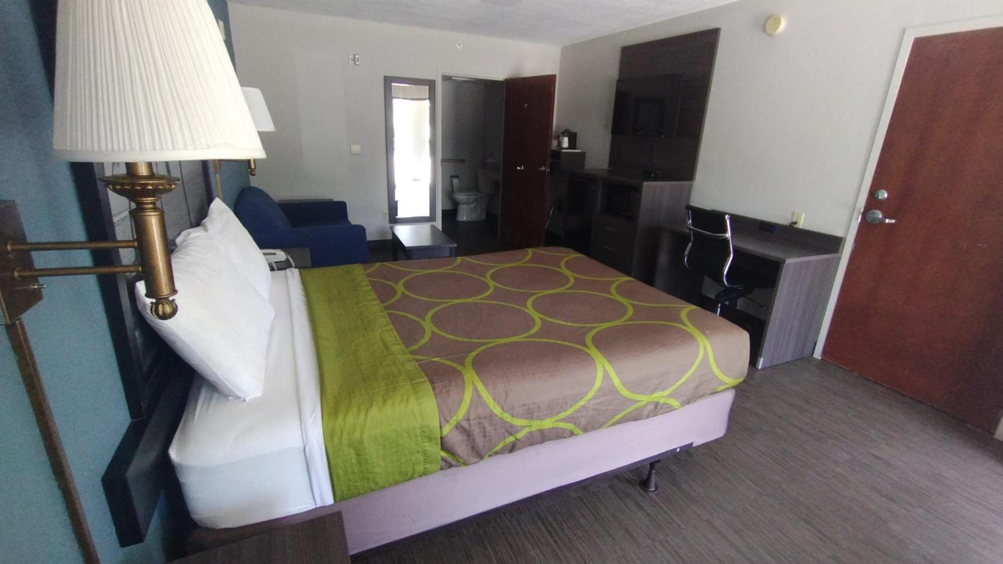 Super 8 Motel By Wyndham Near Fort Lauderdale Arpt Dania Beach Bagian luar foto