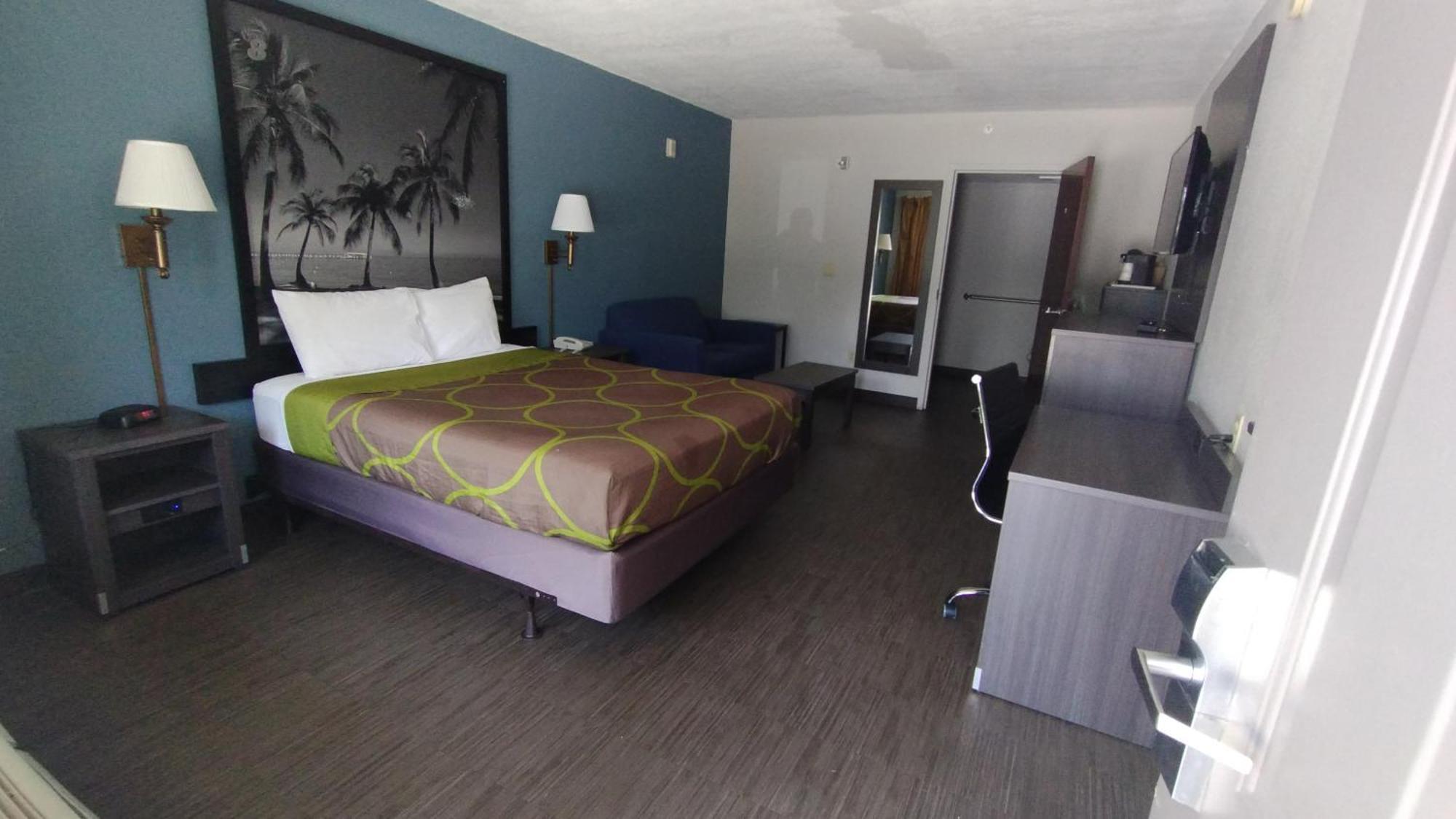 Super 8 Motel By Wyndham Near Fort Lauderdale Arpt Dania Beach Bagian luar foto